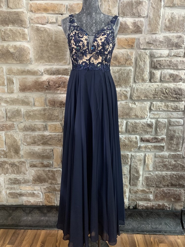 Nox Anabel Navy Blue Applique Overlay Top, Size S