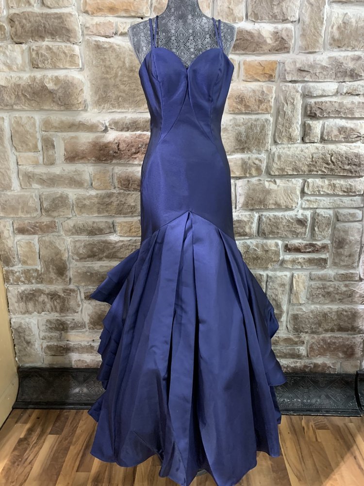 Nox Anabel Navy Blue 3 Strap Mermaid Gown