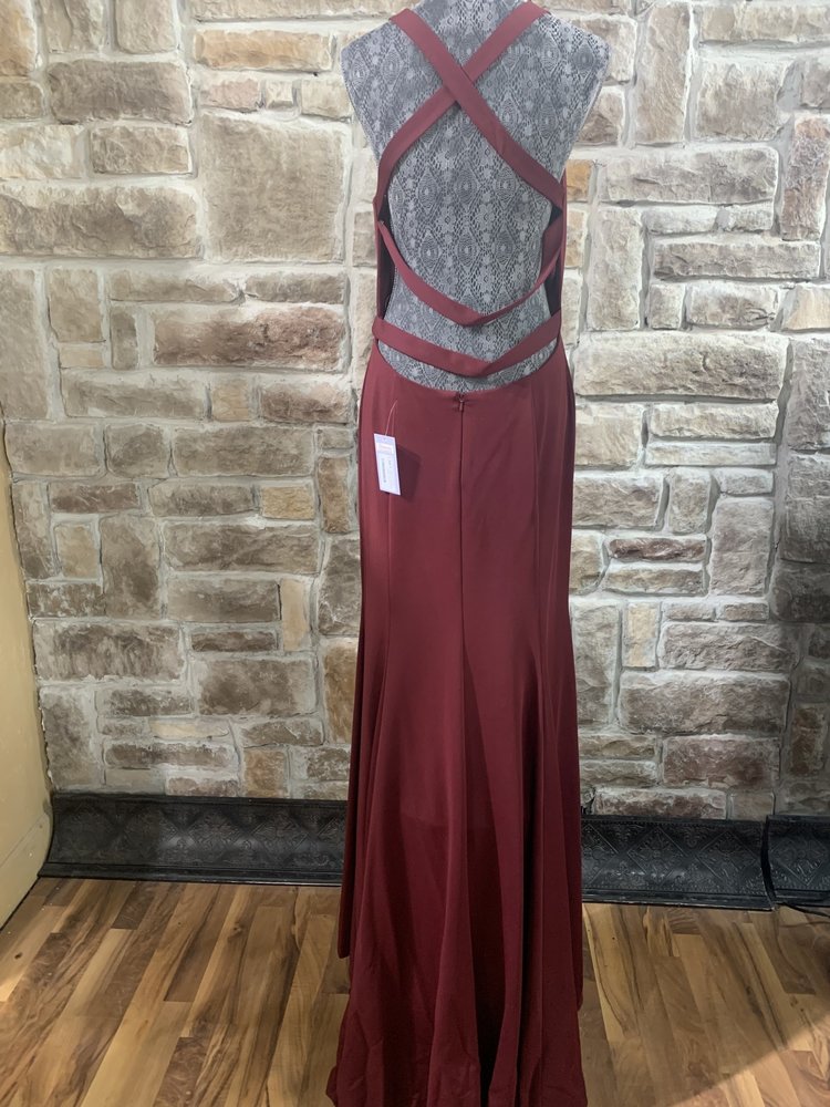 Nox Anabel Burgundy Plunge Neck Two Strap Back Gown, Size XL