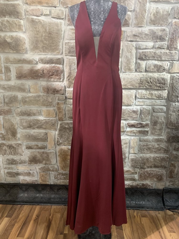 Nox Anabel Burgundy Plunge Neck Two Strap Back Gown, Size XL