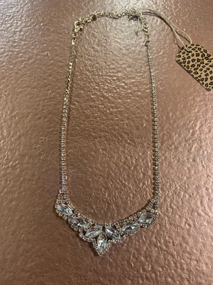 Vivace Gold Rhinestone Zoey Necklace