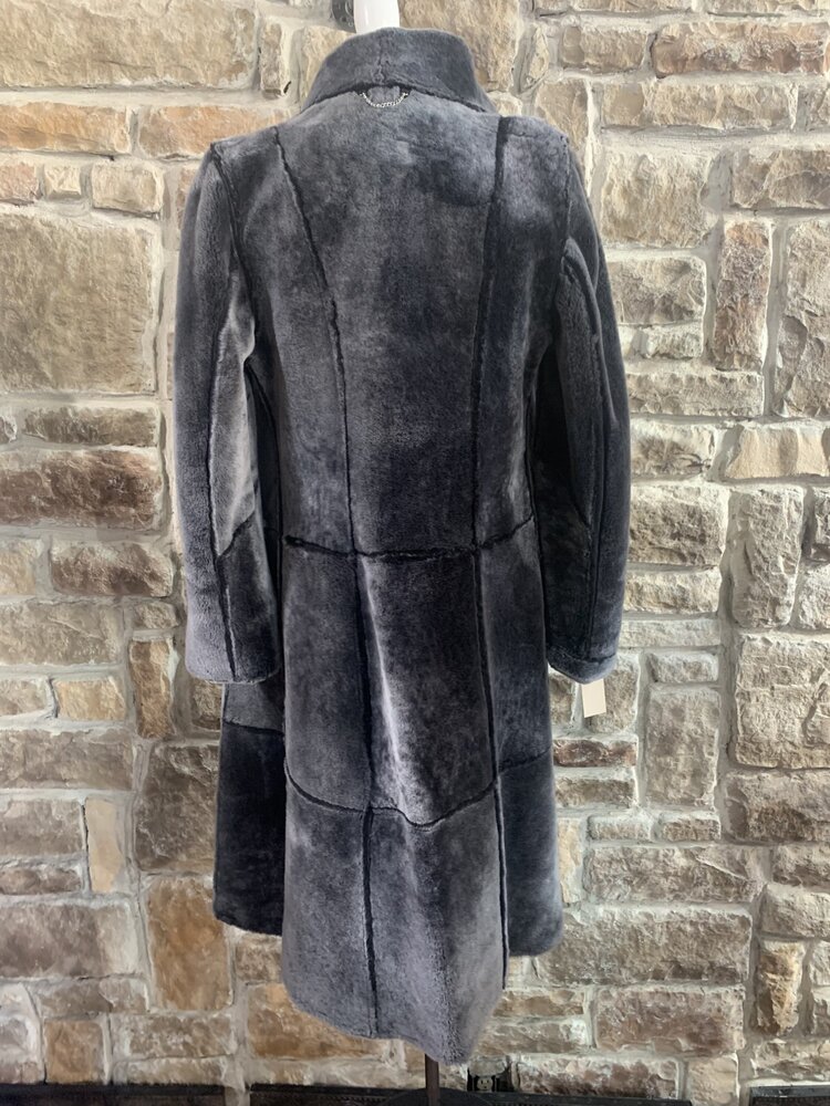 Black Spanish Merino Shearling, Size M