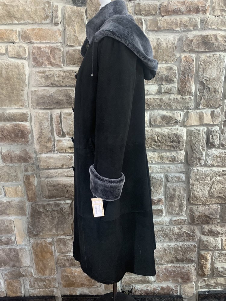 Black Spanish Merino Shearling, Size M