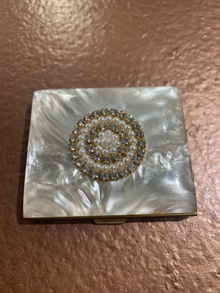 Pearl Beaded Compact