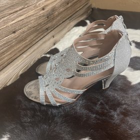 Forever Silver Perform Sparkle Heel