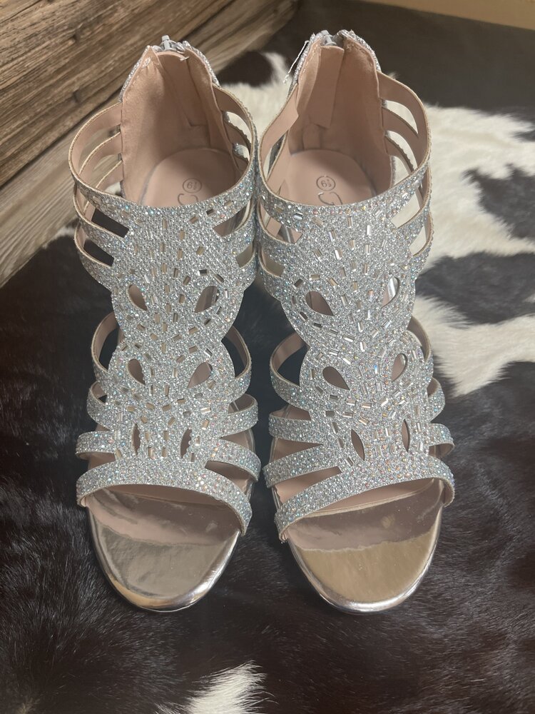 Forever Silver Perform Sparkle Heel