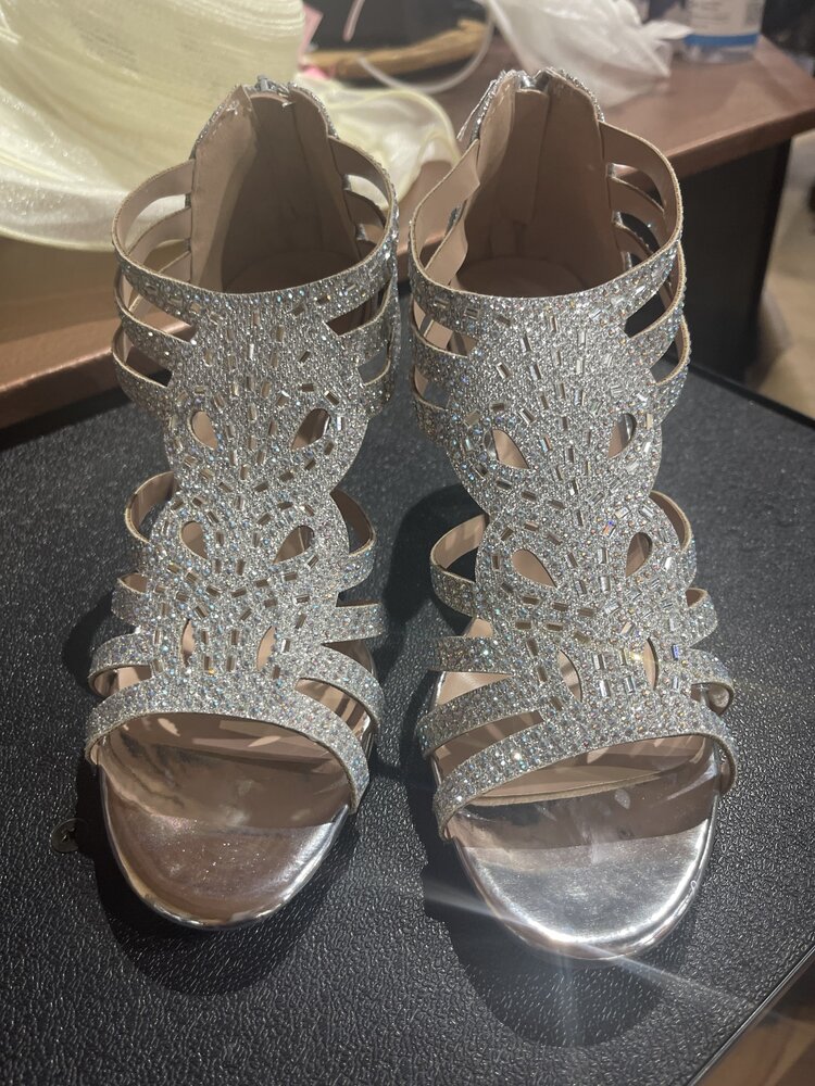 Forever Silver Perform Sparkle Heel