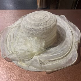 Ivory Cloche Derby Hat