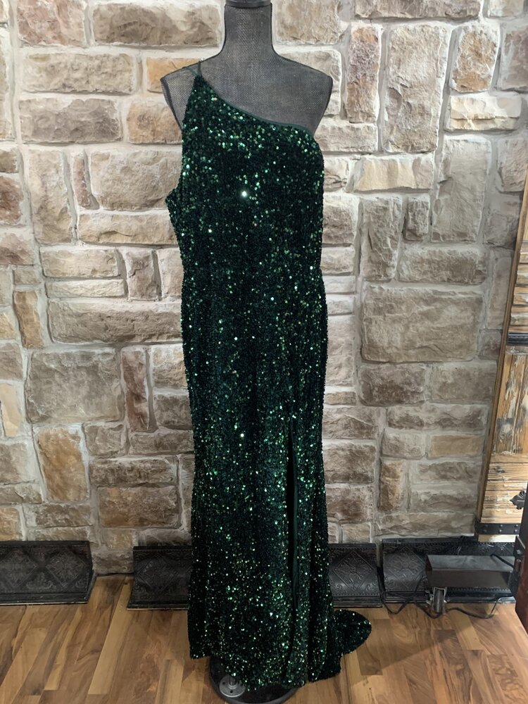 Velvi Emerald Sequin One Shoulder Gown. Size 16