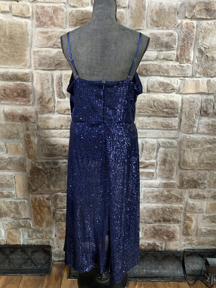Chinese Laundry Navy 3/4 Sequin Gown with Spaghetti Straps, Size 18