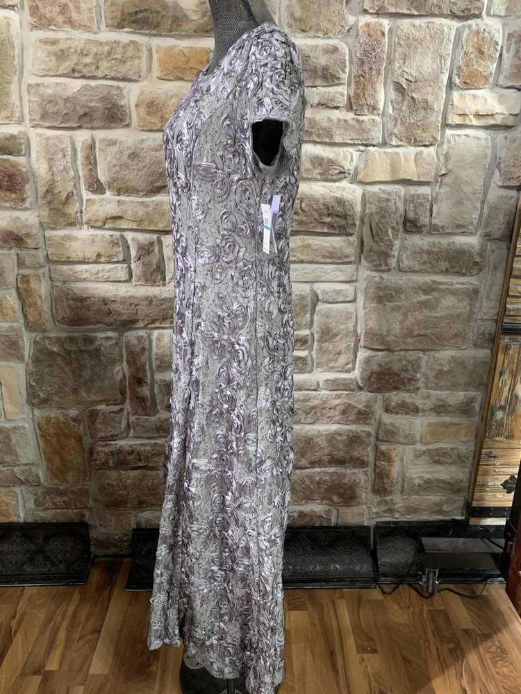 Alex Evenings Gray Rosette Long Gown with Short Sleeves, Size 16