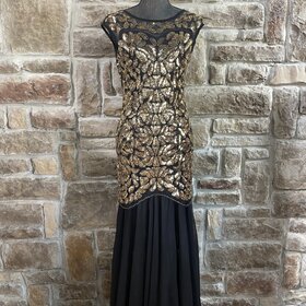 Pretty Guide Gold Sequin Gown with Flowy Bottom, Size XS