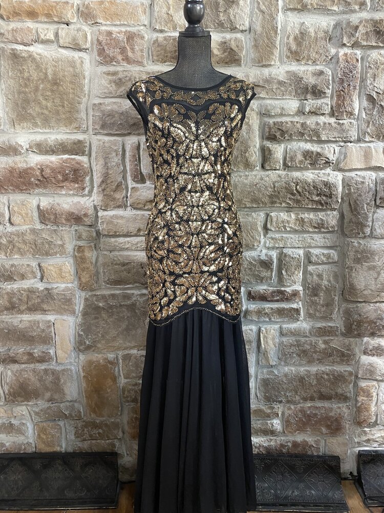 Pretty Guide Gold Sequin Gown with Flowy Bottom, Size XS