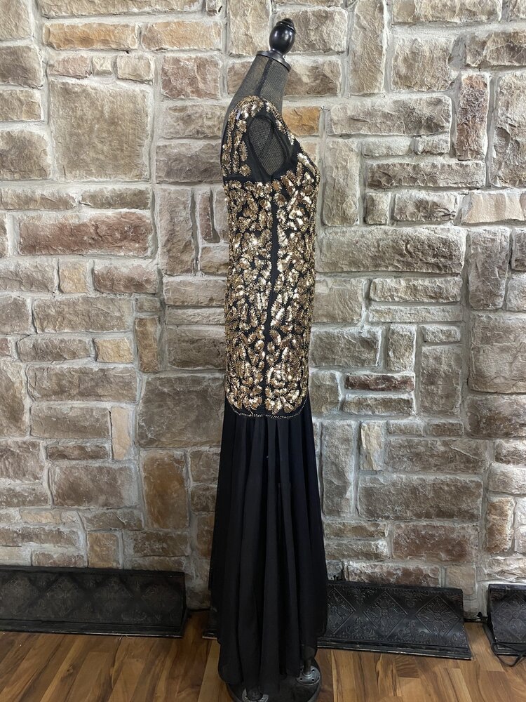 Pretty Guide Gold Sequin Gown with Flowy Bottom, Size XS