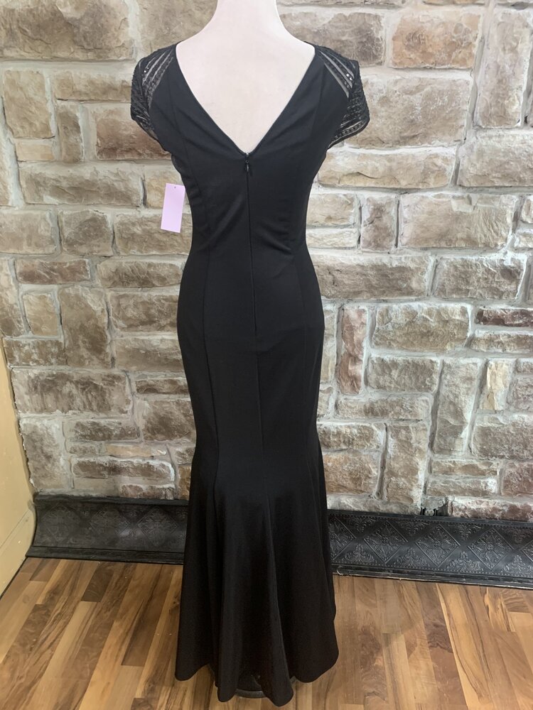 Caché Black Cap Sleeve Trumpet Gown, Size 0