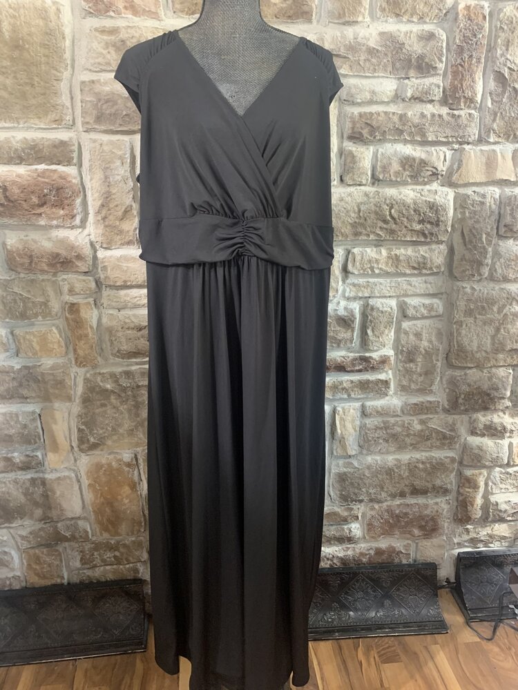 NY Collection Black Crepe Wrap Gown, Size 2X