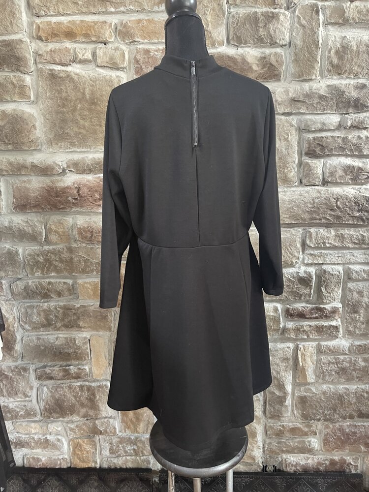 Torrid Black 3 Quarter Sleeve Turtleneck Dress, Size 2X