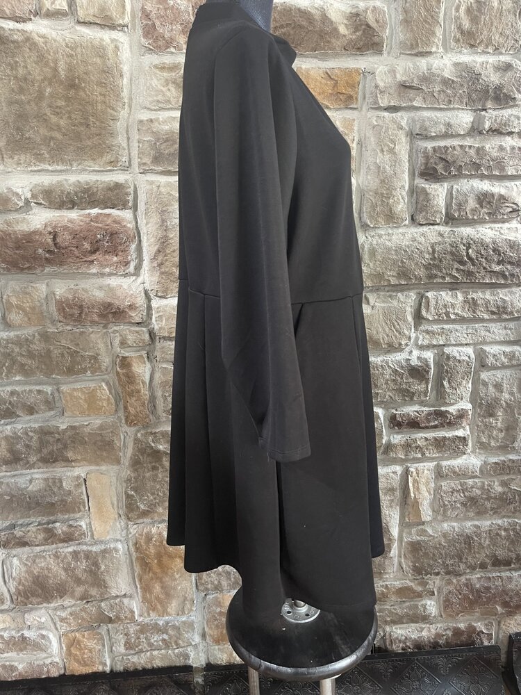 Torrid Black 3 Quarter Sleeve Turtleneck Dress, Size 2X