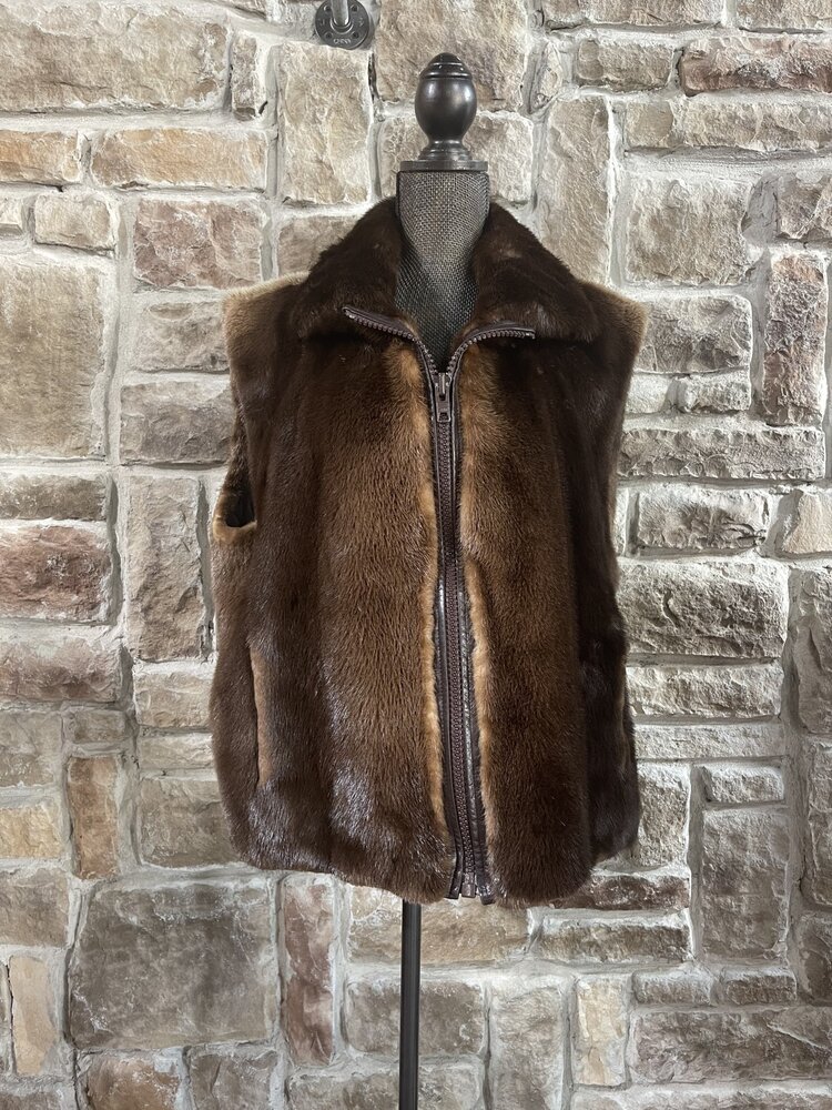 River Otter Vest, Size 44