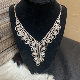 Bec Gold Lacy Crystal Necklace with Loops & 19 Gems