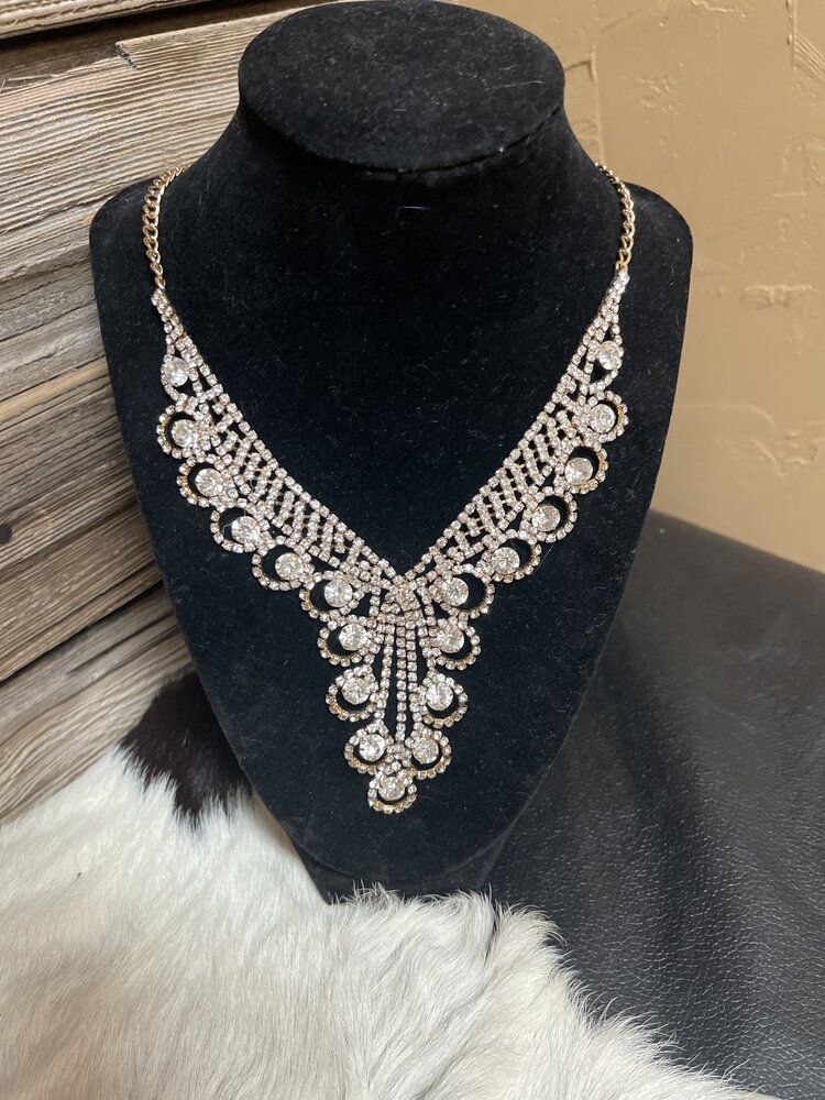 Bec Gold Lacy Crystal Necklace with Loops & 19 Gems