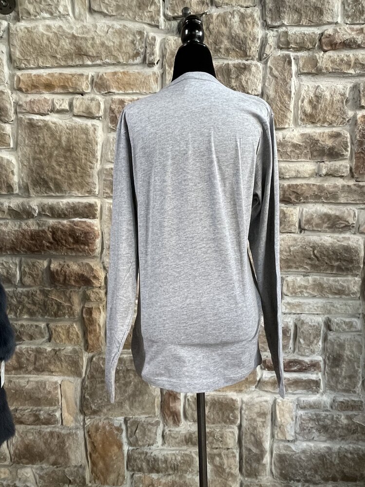 Caramelo Trend Gray Yellowstone Santa Rip Longsleeve T-Shirt