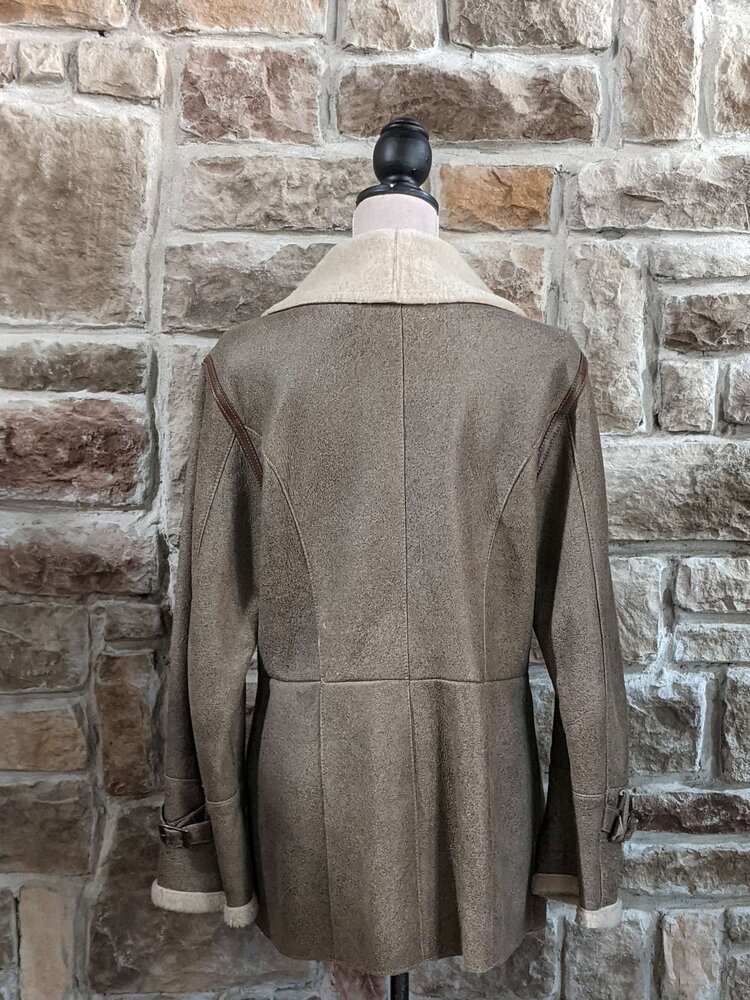 Gray Brown Sheepskin Jacket With Buckle Detailing, Size M