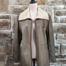 Gray Brown Sheepskin Jacket With Buckle Detailing, Size M