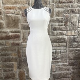 Halston White Dress w/ Lace Cut-Out. Size 6