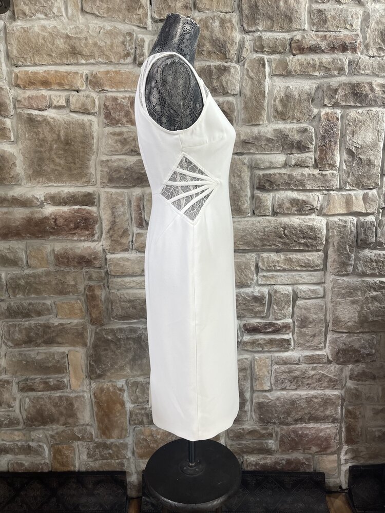Halston White Dress w/ Lace Cut-Out. Size 6