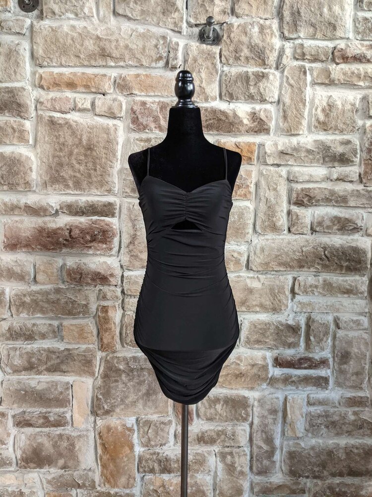 B Darlin Black Keyhole Dress With Rouched Sides, Size 3/4