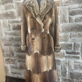 Furs By Truesdell Natural Muskrat Coat with Raccoon Collar and Cuffs, Size S