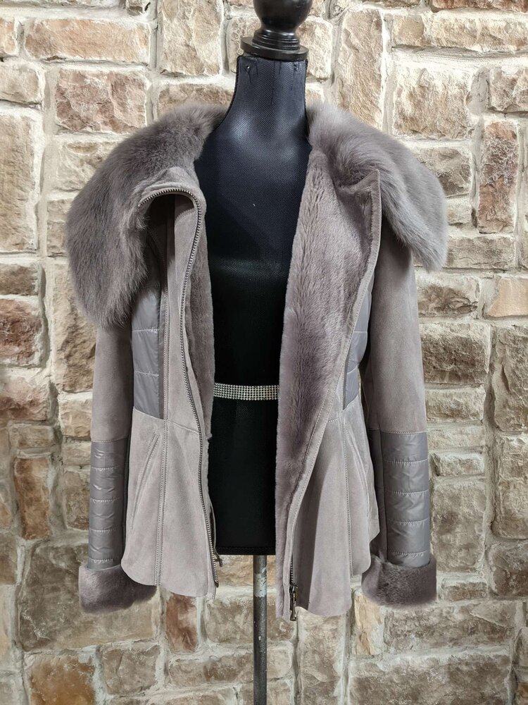 Gray Shearling Short Jacket, Size M