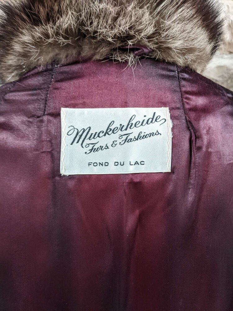 North American Raccoon Full Long Coat, Size M