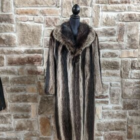 North American Raccoon Full Long Coat, Size M