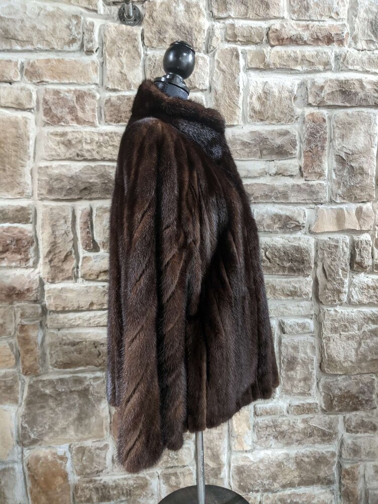 Dark Ranch Mink Jacket With Diagonal Stripe Sleeves, Size L