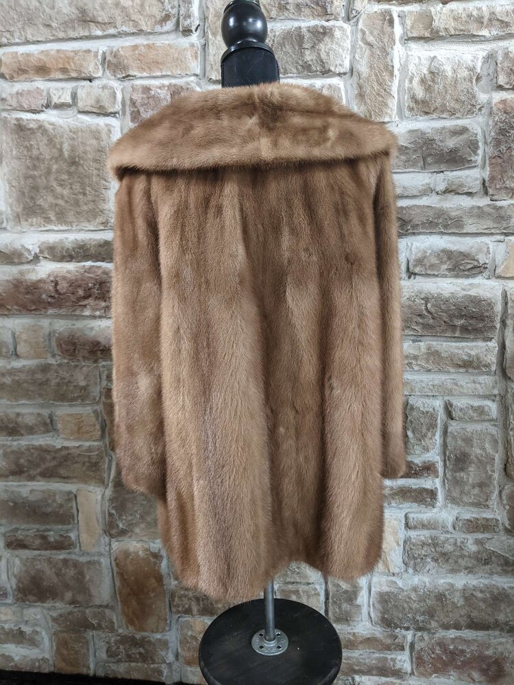 Autumn Haze Mink Stroller With Simple Lapel, Size M