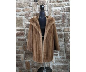 Autumn Haze Mink Stroller With Simple Lapel, Size M - Elements