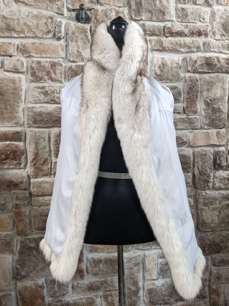 Blue Fox Stroller With Simple Lapel, Size M