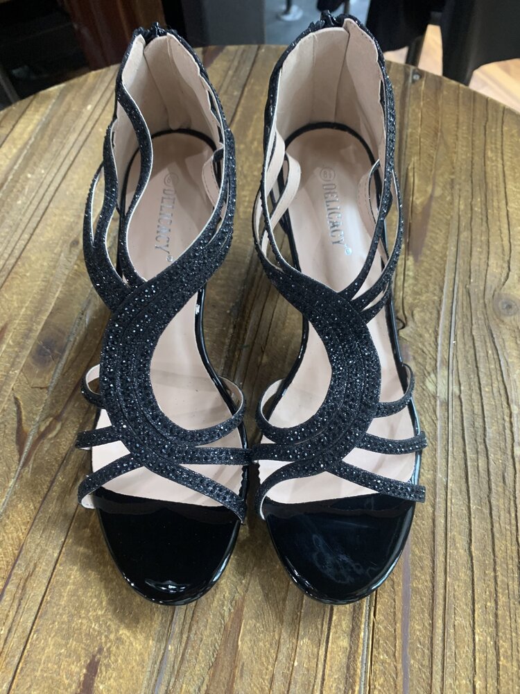 Delicacy Delicacy Perform Black Strappy Sandals