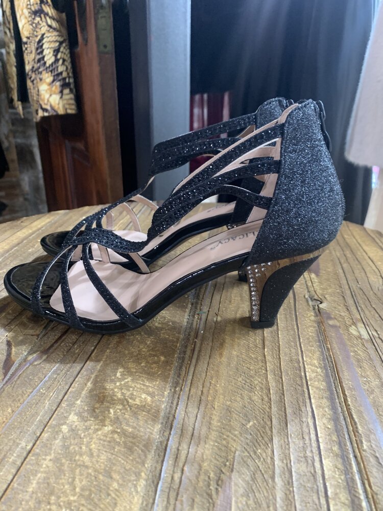 Delicacy Delicacy Perform Black Strappy Sandals