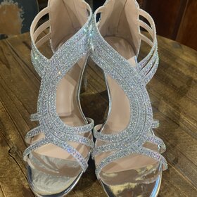 Delicacy Delicacy Perform Silver Strappy Sandal