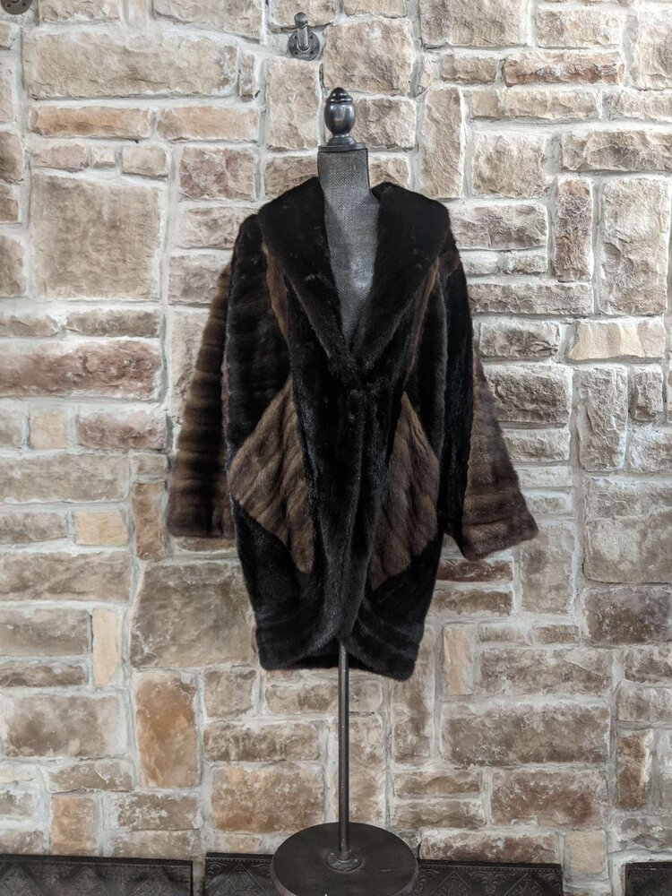 Brown Two Tone Geometric Design Mink, Size XL