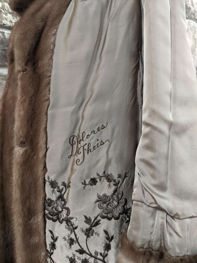 Ranch Mink Stroller With Notched Lapel, Size S