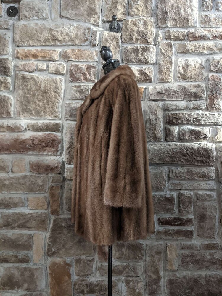 Ranch Mink Stroller With Notched Lapel, Size S