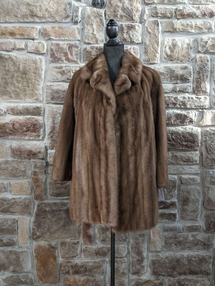 Ranch Mink Stroller With Notched Lapel, Size S