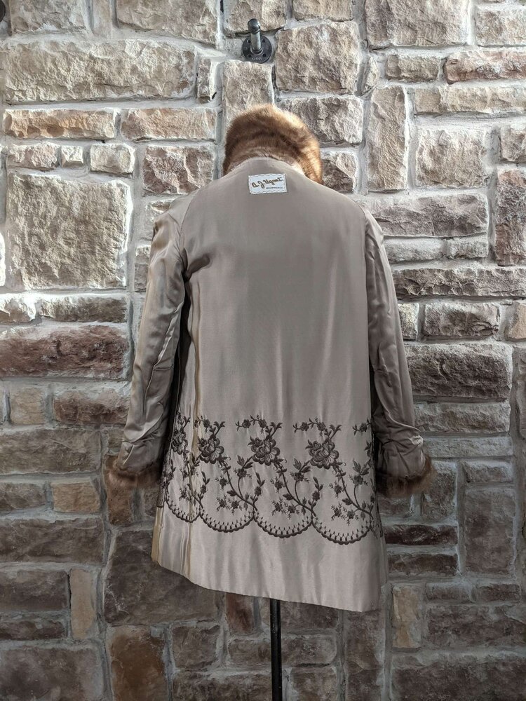 Ranch Mink Stroller With Notched Lapel, Size S