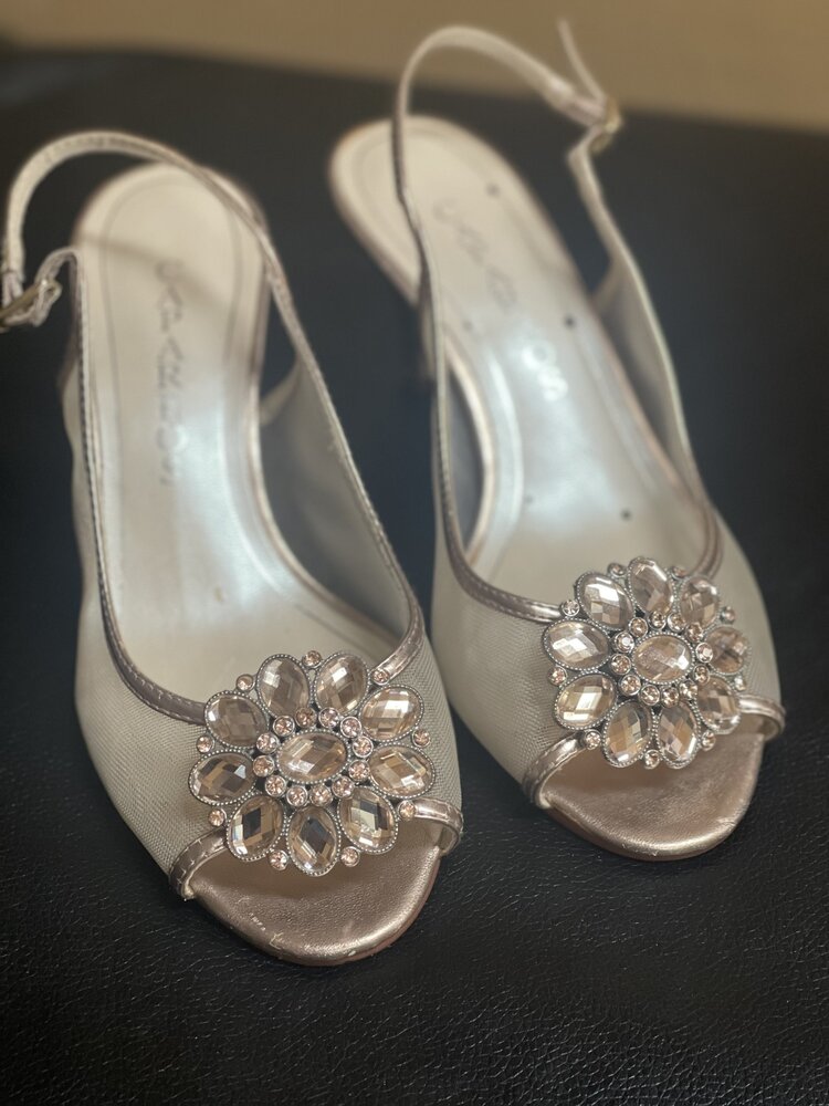 Gold Mesh Heels, Size 6