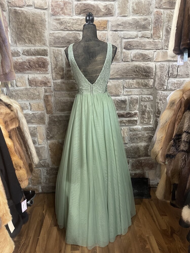 City Studio Pastel Green Lace Cut-Out Evening Gown, Size 7