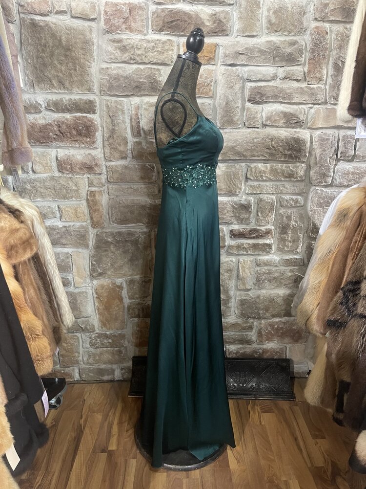City Studio Emerald Satin Floral Embroidered Evening Gown, Size 5